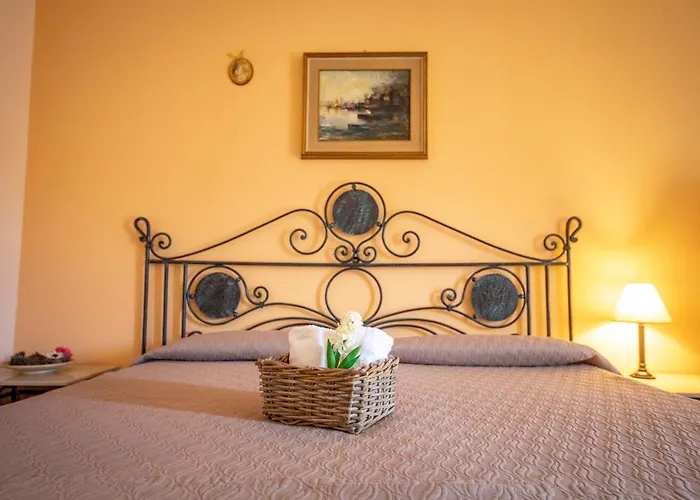 Fabiene Familyholidays Deluxe * 체팔루