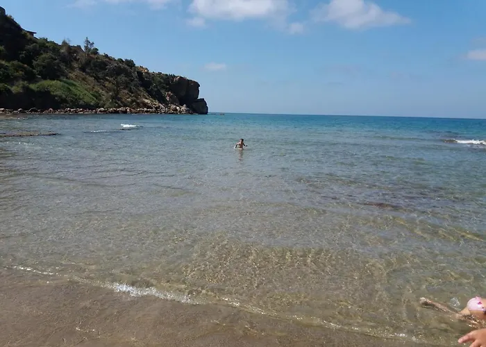 Fabiene Familyholidays Deluxe * 체팔루